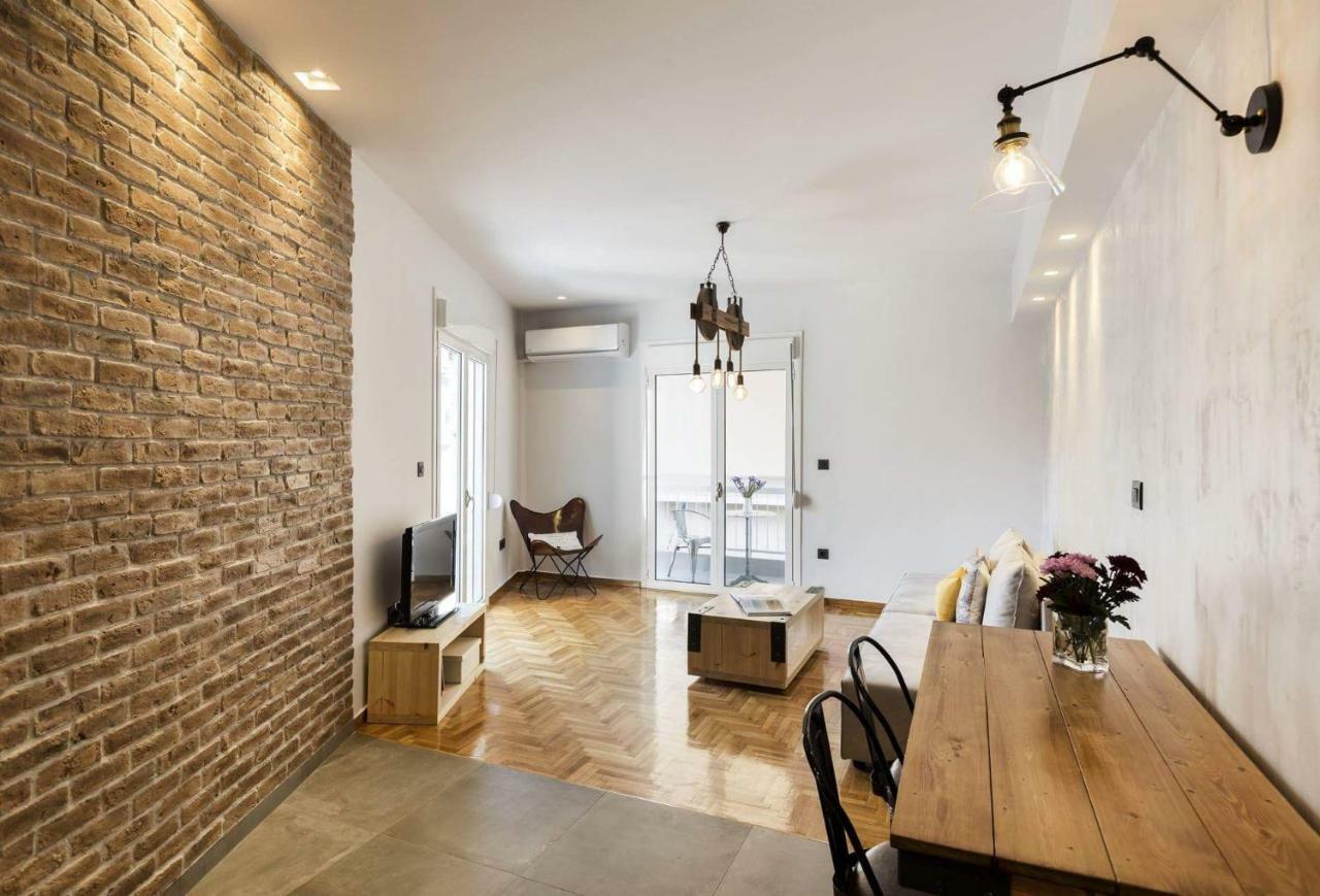Atmospheric Apartment Near Acropolis By Cloudkeys 雅典 外观 照片